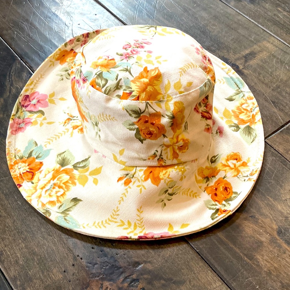 Sun hat